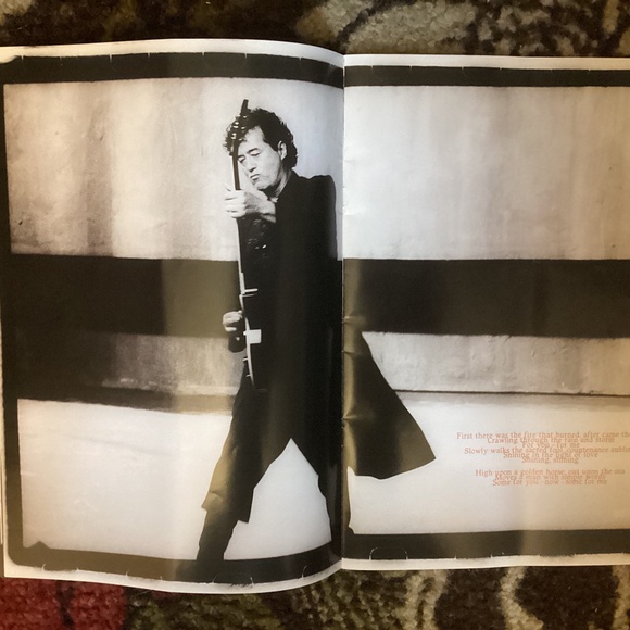 Jimmy Page Robert Plant (Led Zeppelin) Walking Into Everywhere 1998 Tour Book - Picture 5 of 11